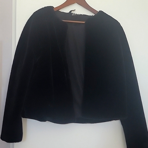 H&M Faux Fur Coat - Picture 1 of 1